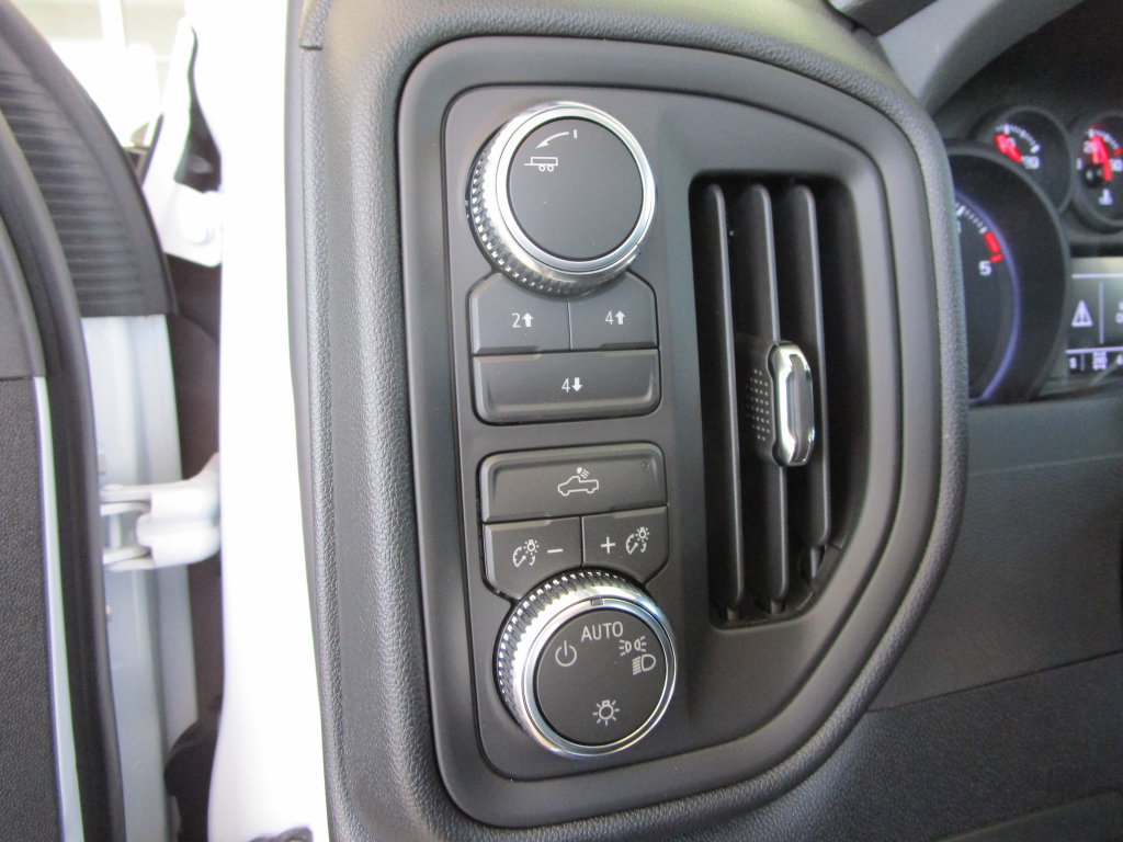 New 2026 GMC Sierra 3500 Pro w/ Convenience Package AWD/4WD image 23