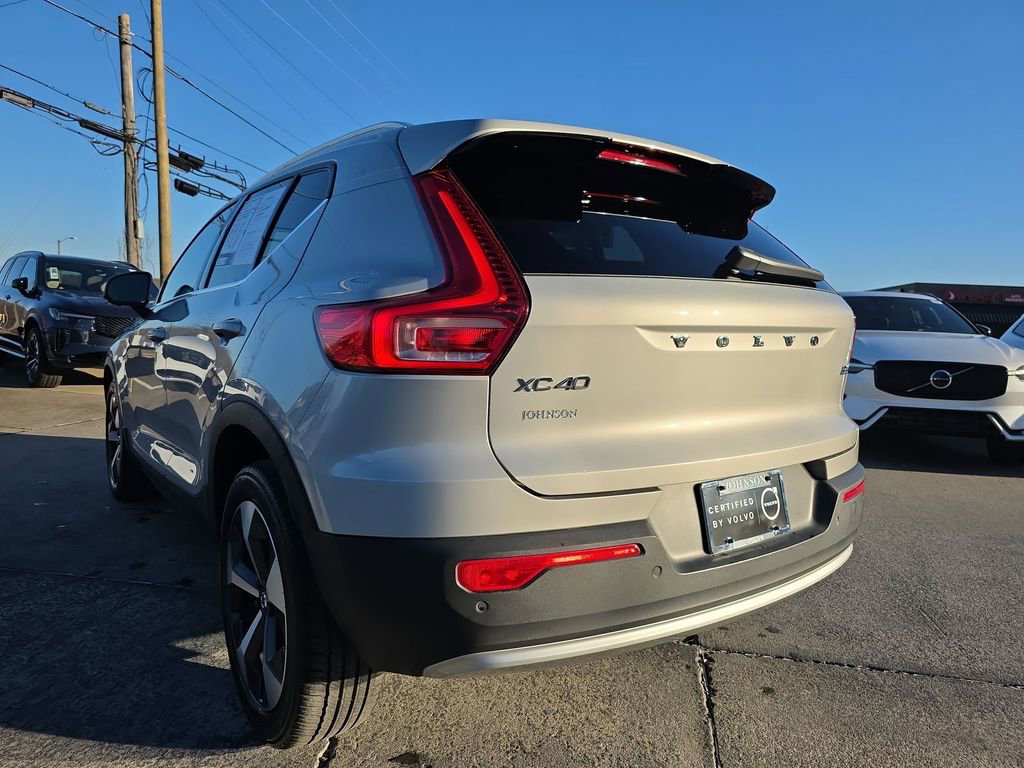 Certified 2023 Volvo XC40 B5 Plus w/ Driver Assist Package image 10