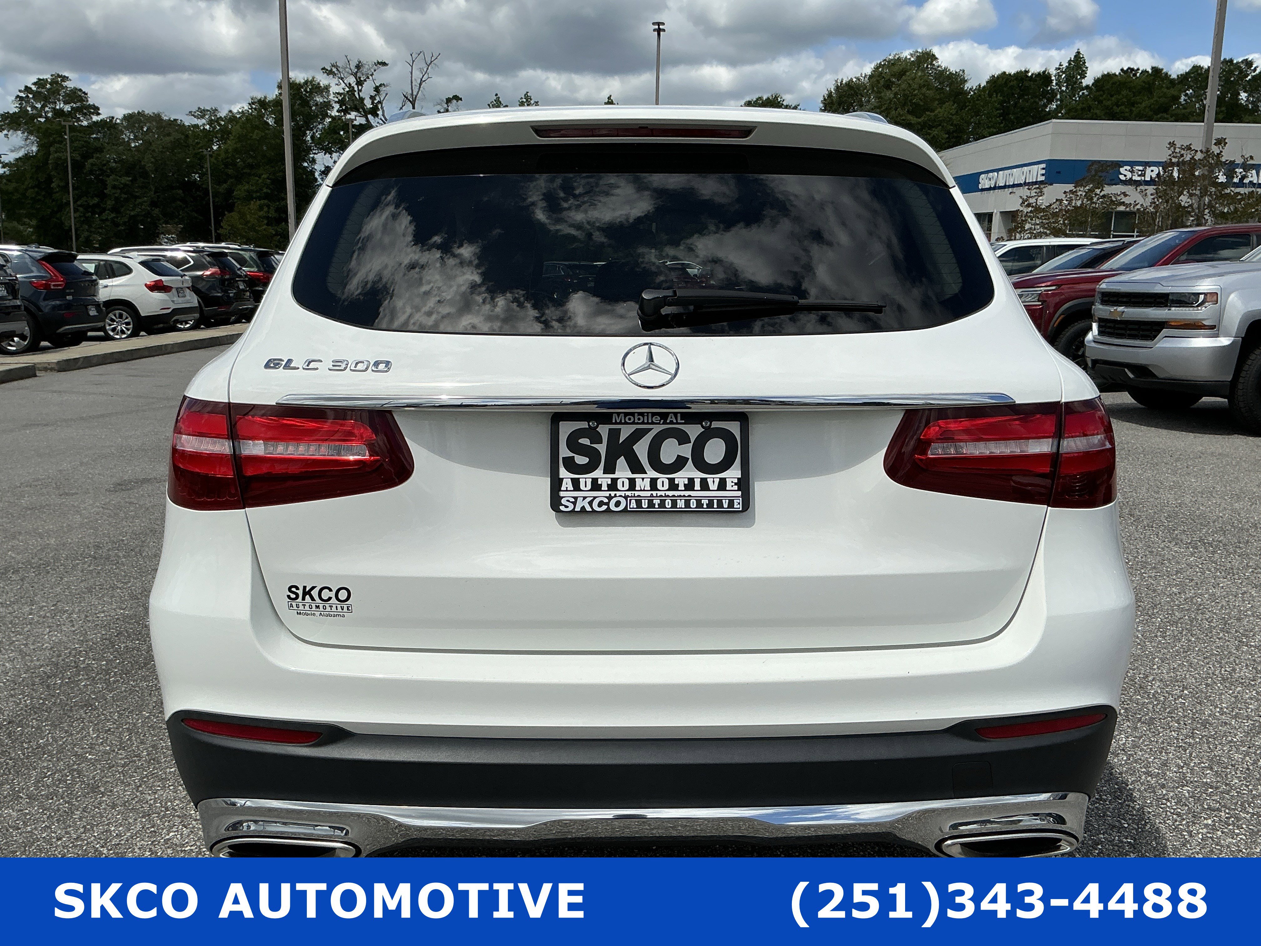 Used 2019 Mercedes-Benz GLC 300 image 4