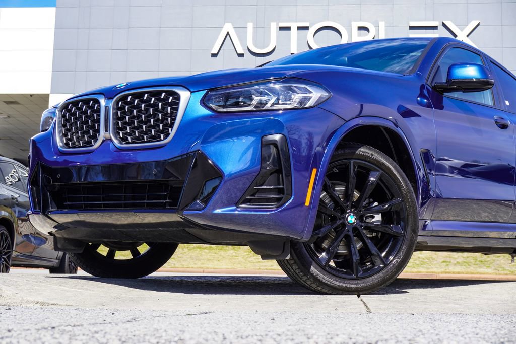 Used 2023 BMW X4 xDrive30i w/ M Sport Package image 2