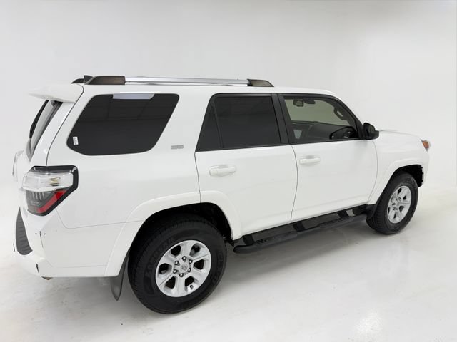 Used 2023 Toyota 4Runner SR5 AWD/4WD image 41