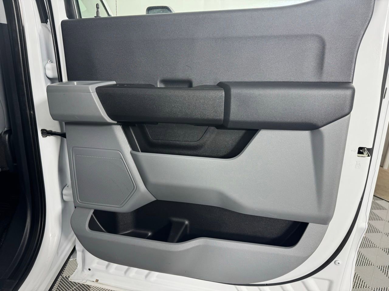 Used 2024 Ford F250 XL w/ 360-Degree Camera Package image 24