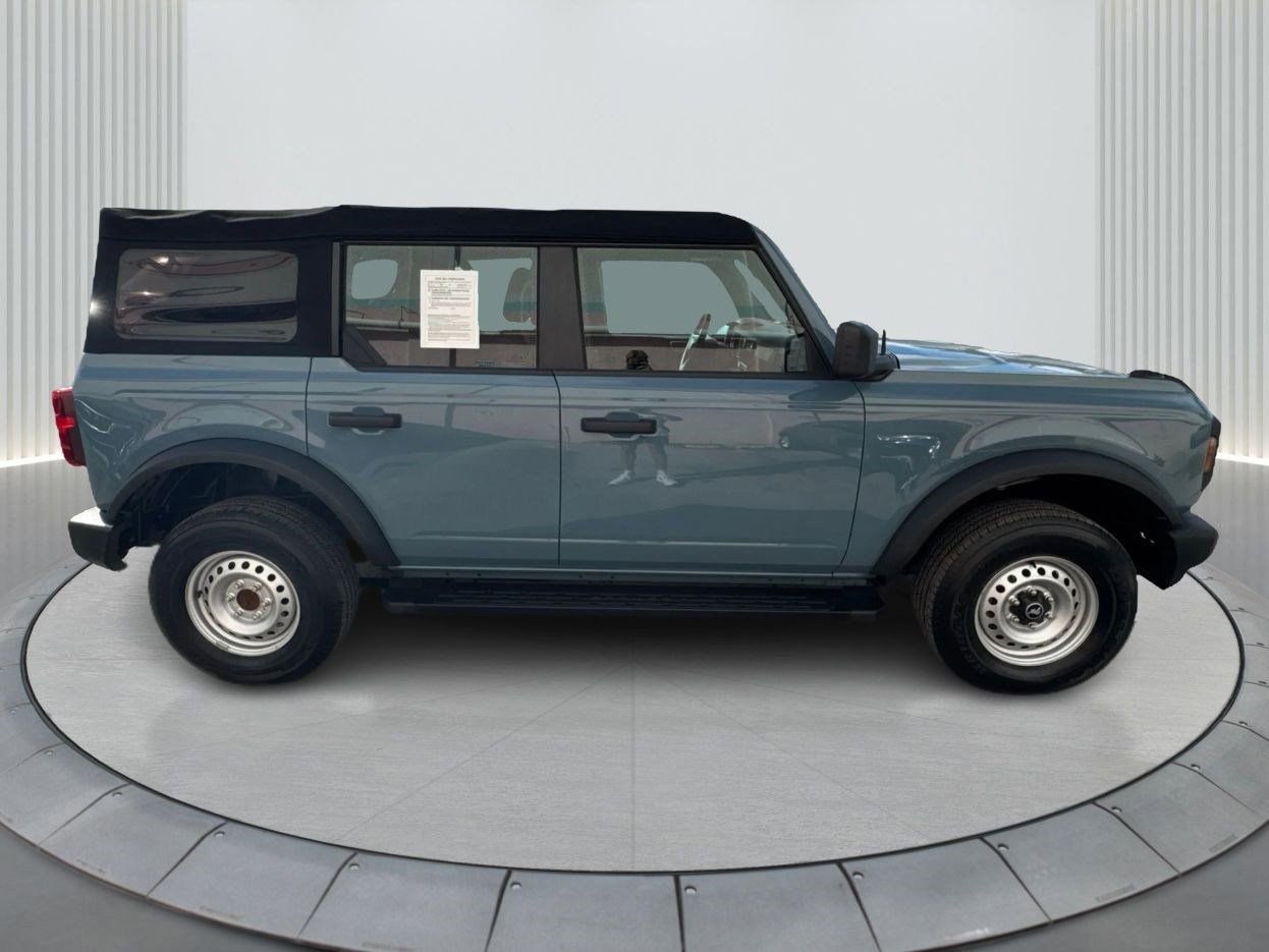 Used 2023 Ford Bronco 4-Door image 4