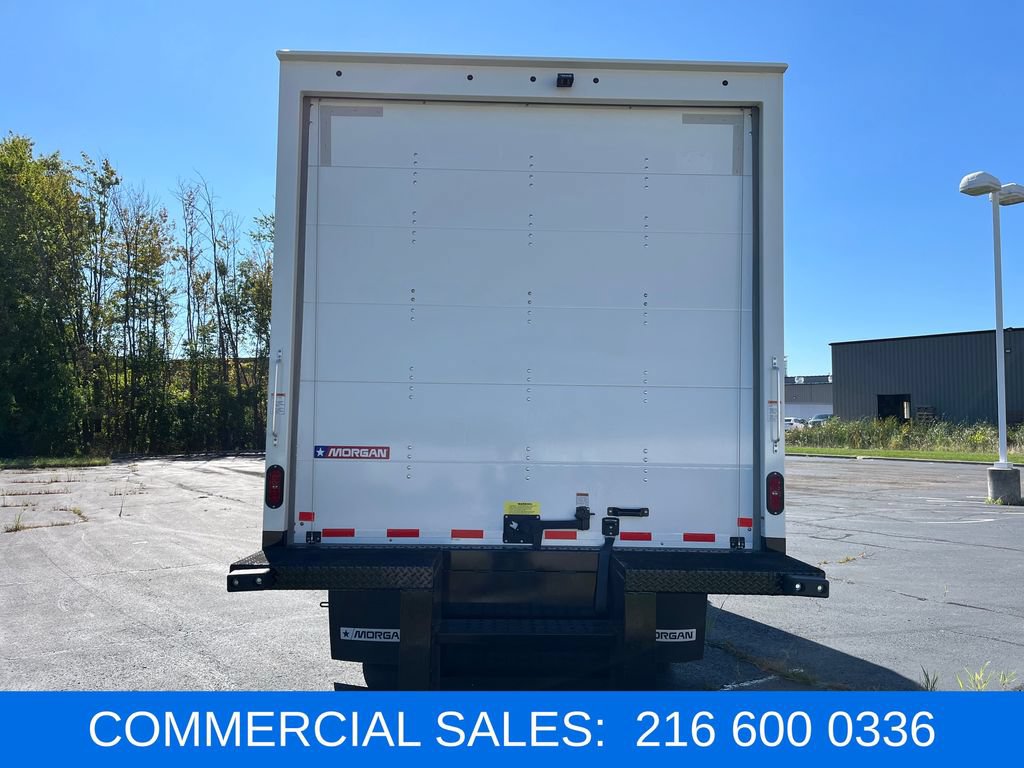 Used 2024 Isuzu NPR RWD image 4