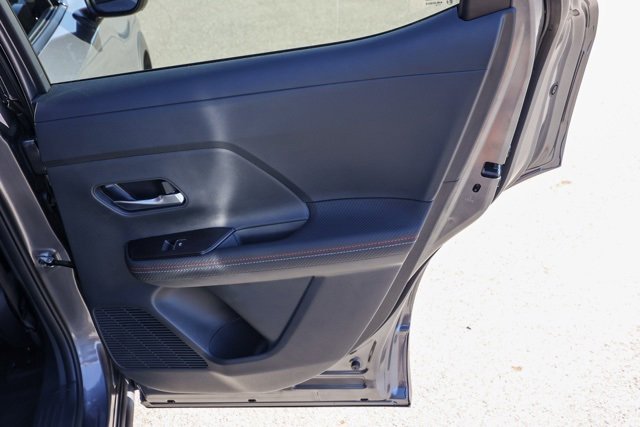 New 2025 Nissan Kicks SR image 19
