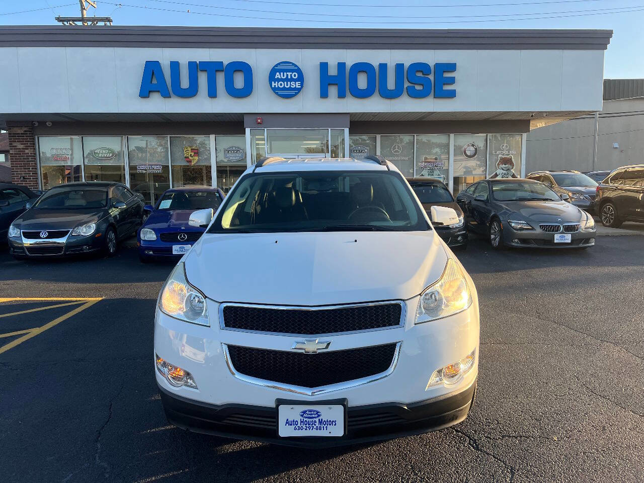 Used 2010 Chevrolet Traverse LT w/ Personal Connectivity Package image 2