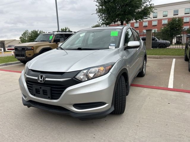 Used 2016 Honda HR-V LX image 7