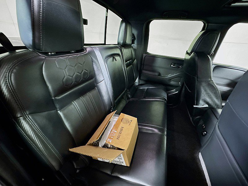 Certified 2022 Nissan Frontier PRO-4X w/ Pro-4X Premium Package image 27