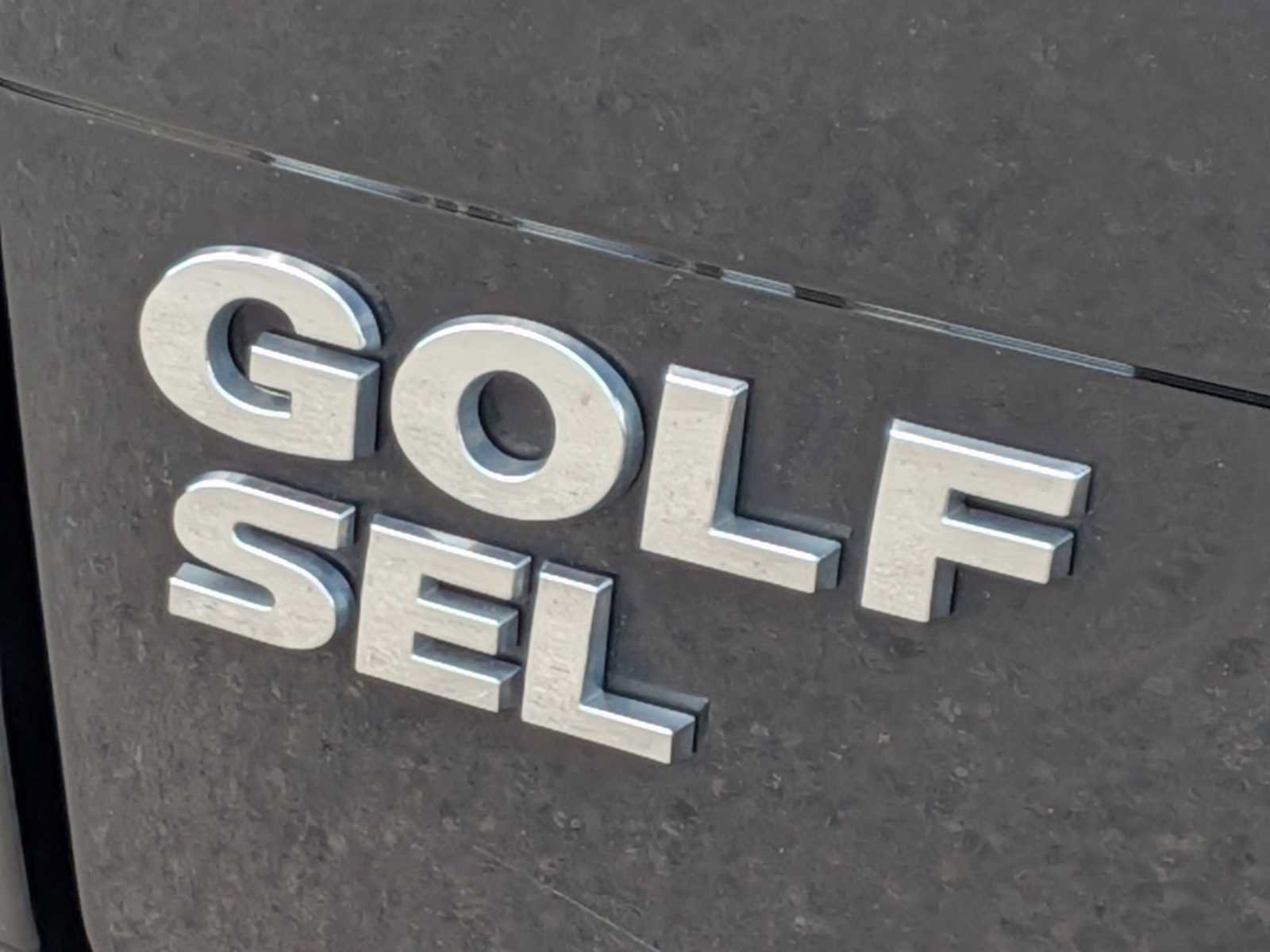 Used 2016 Volkswagen Golf Limited Edition FWD image 11