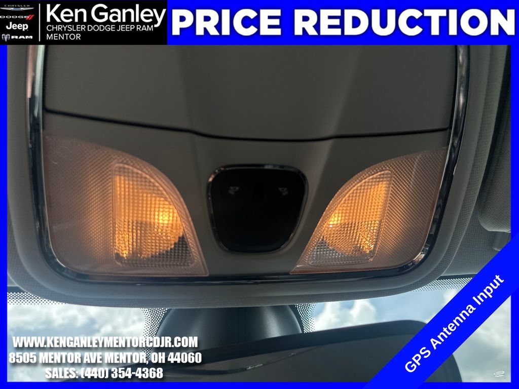 Used 2019 Jeep Cherokee Limited AWD/4WD image 19