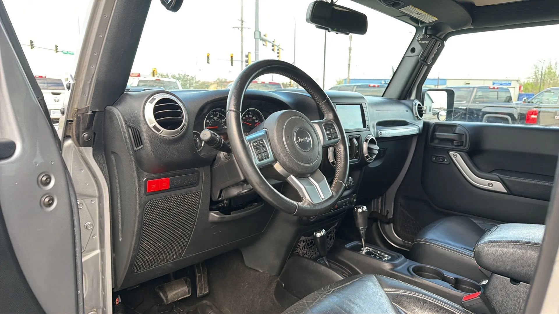 Used 2016 Jeep Wrangler Unlimited Rubicon image 57