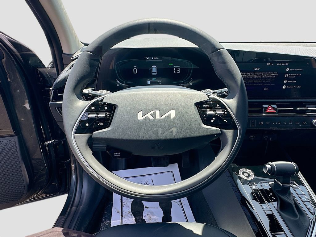 New 2026 Kia Niro EX FWD image 11