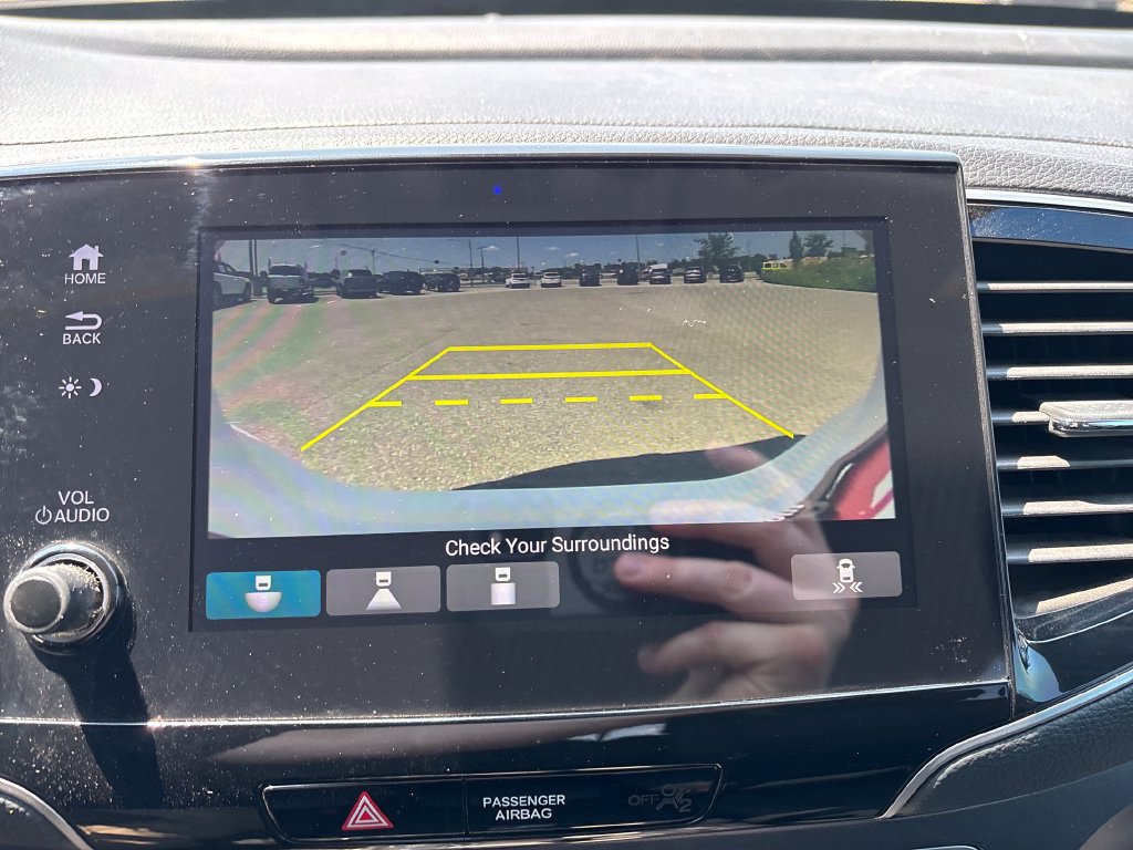 Used 2021 Honda Pilot EX image 25