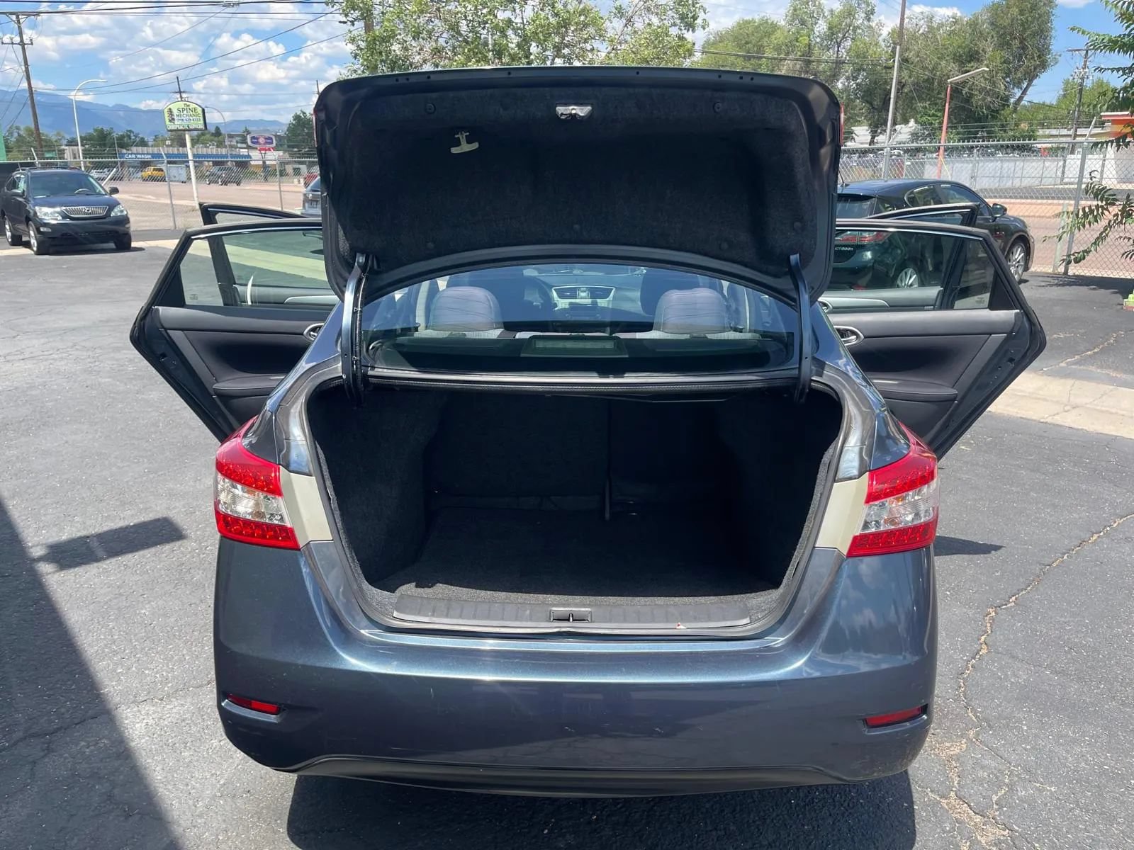 Used 2014 Nissan Sentra SV FWD image 16