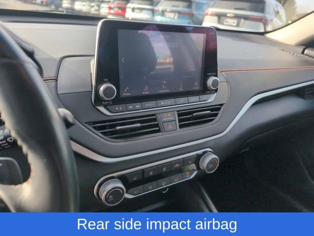 Used 2021 Nissan Altima 2.5 SR w/ SR Premium Package image 21