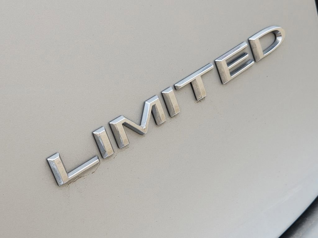 Used 2024 Chrysler Pacifica Limited image 15