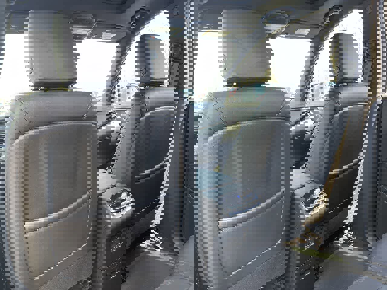 Certified 2024 Cadillac XT6 Luxury w/ LPO, Floor Liner Package image 21