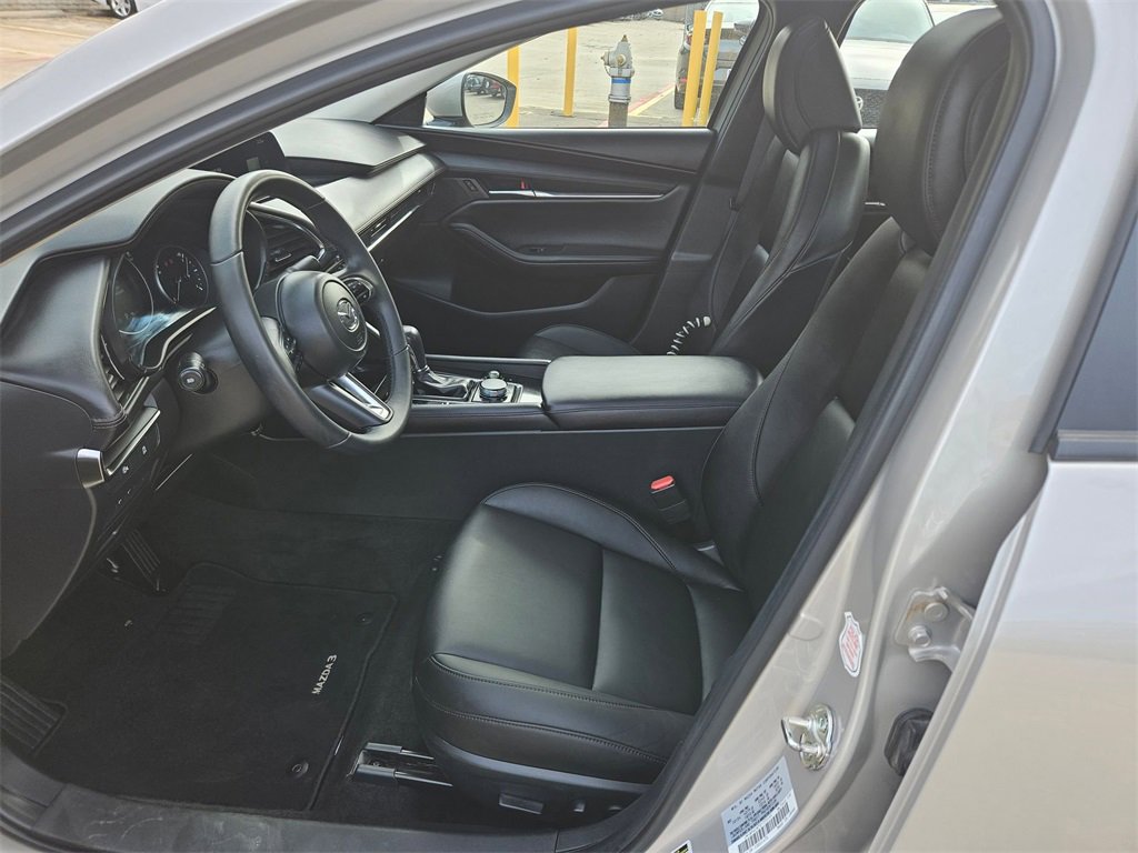 Used 2025 MAZDA MAZDA3 s image 11