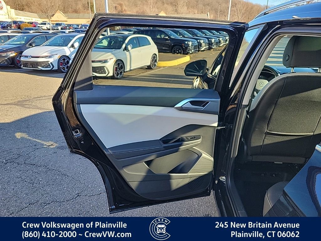 New 2026 Volkswagen Taos SE AWD/4WD image 46