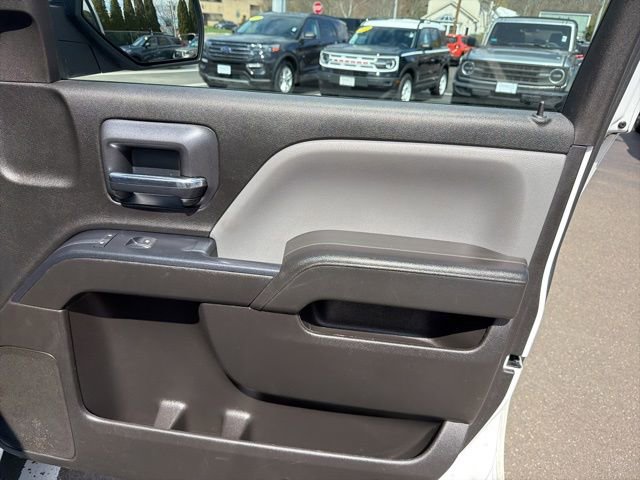 Used 2019 Chevrolet Silverado 1500 Custom AWD/4WD image 11