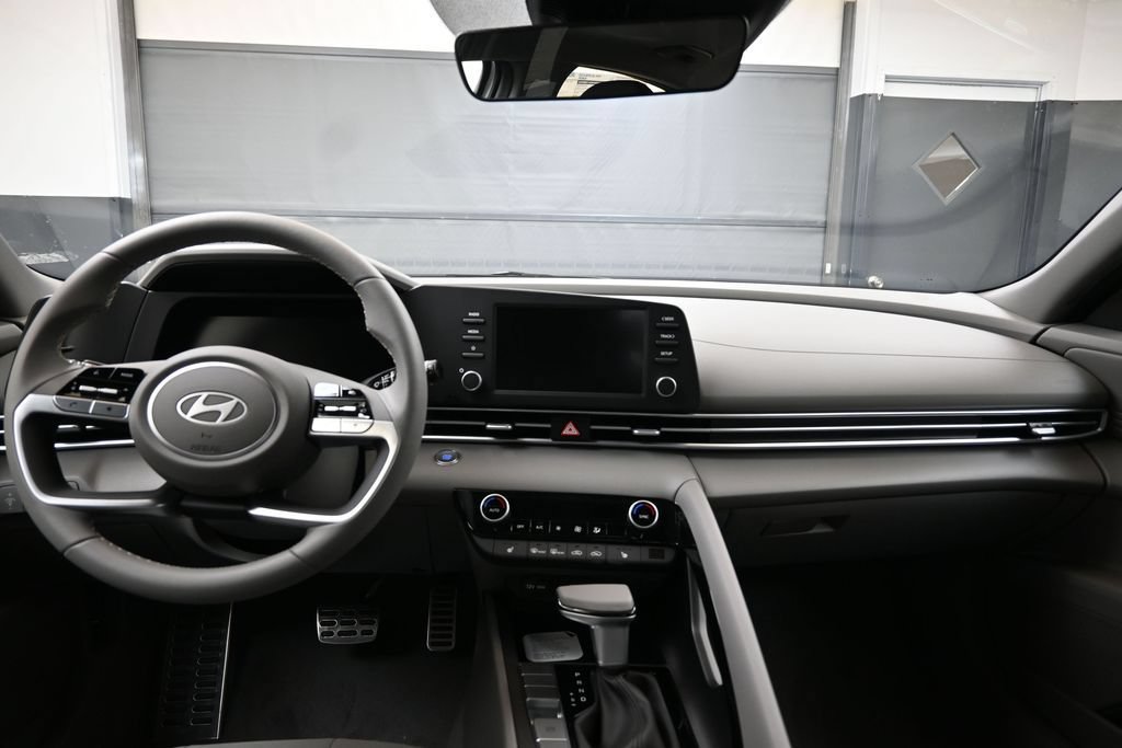 New 2026 Hyundai Elantra SEL Sport Premium FWD image 22