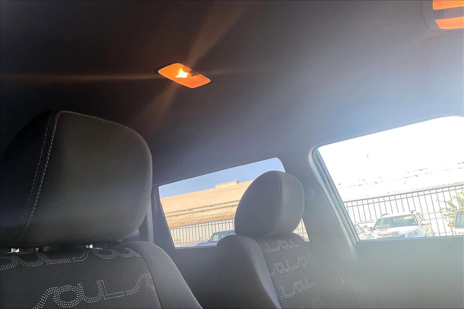 Used 2013 Kia Soul + FWD image 13