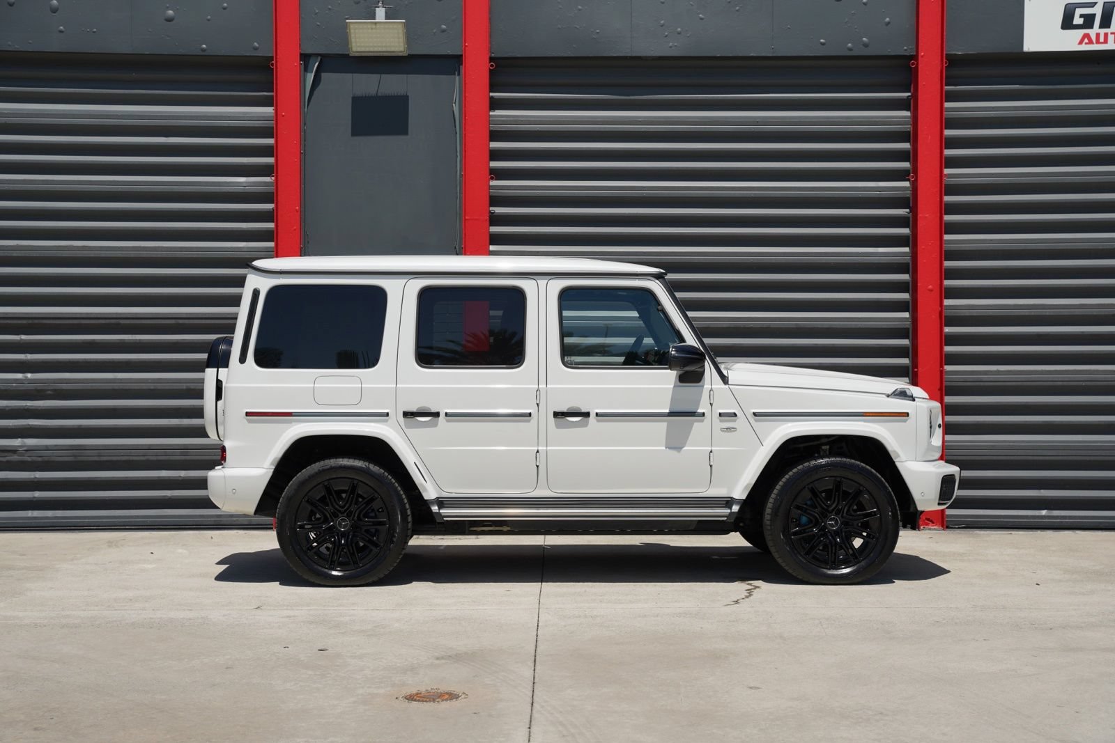 Used 2025 Mercedes-Benz G 580 w/ EQ Technology image 17