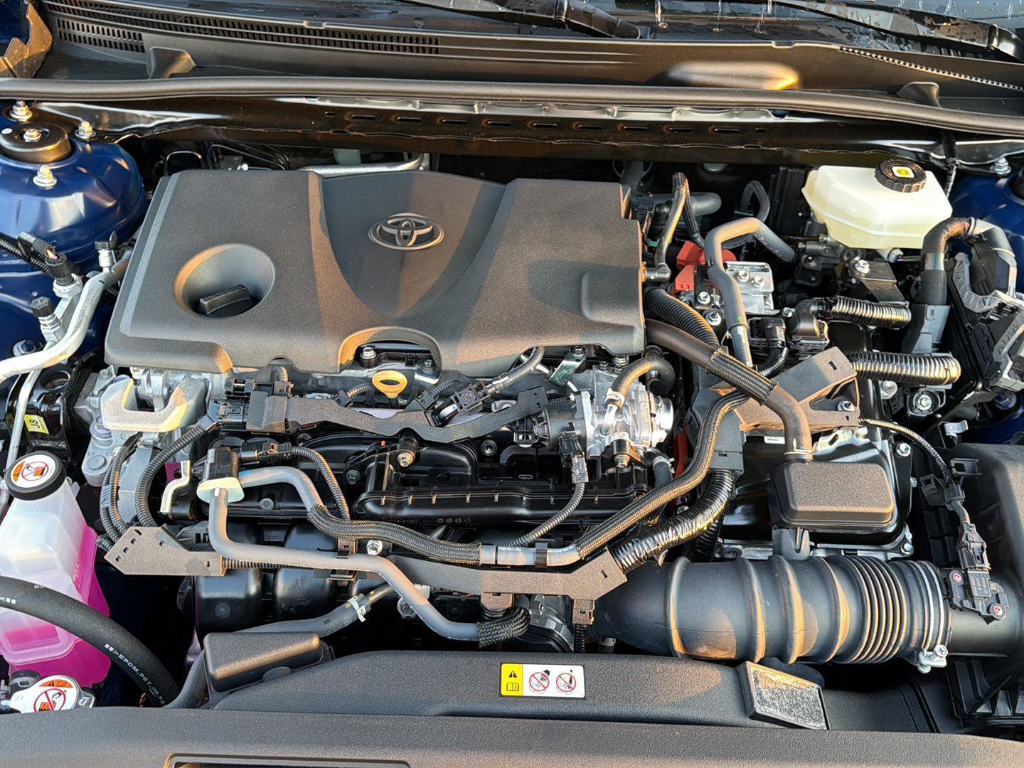Used 2025 Toyota Camry LE w/ Convenience Package FWD image 33