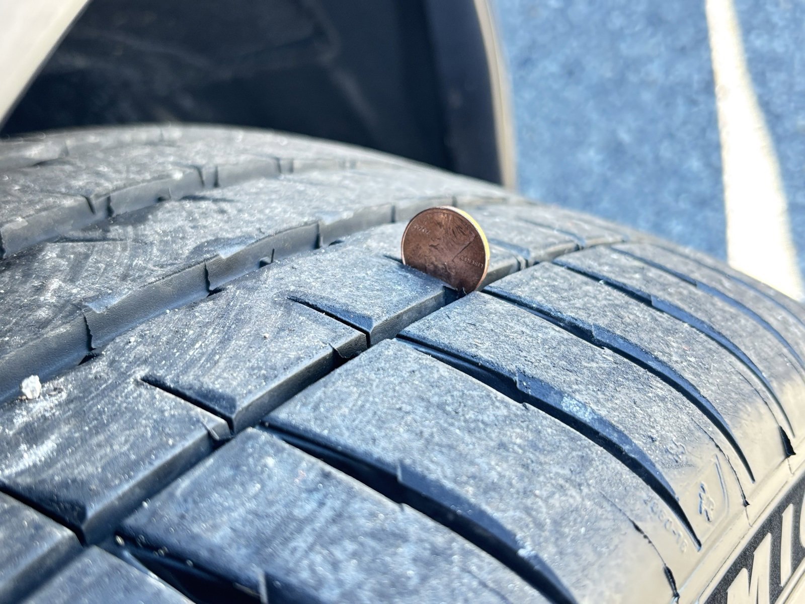 Used 2021 Tesla Model S Plaid image 15