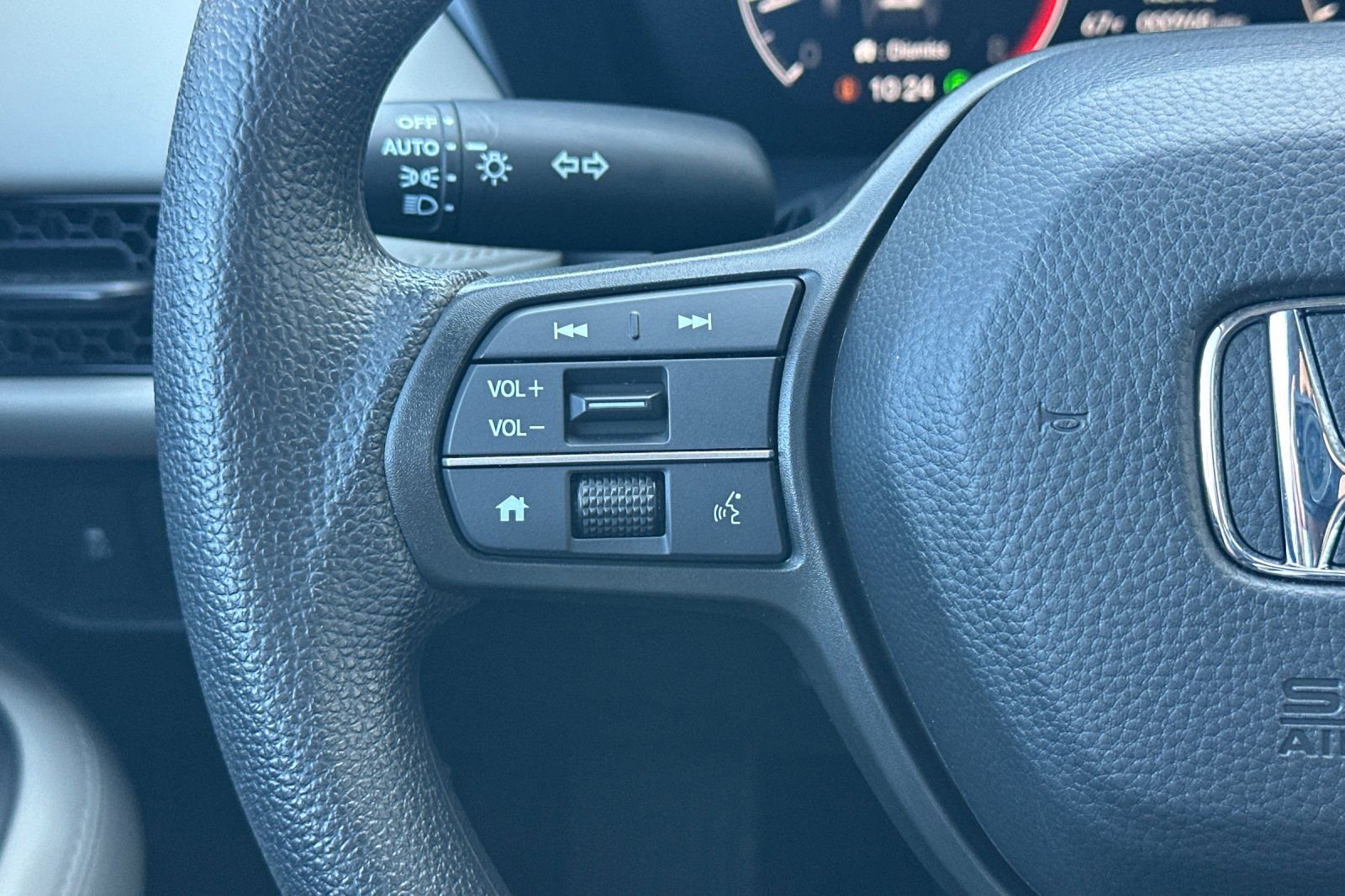 Certified 2026 Honda HR-V LX image 27