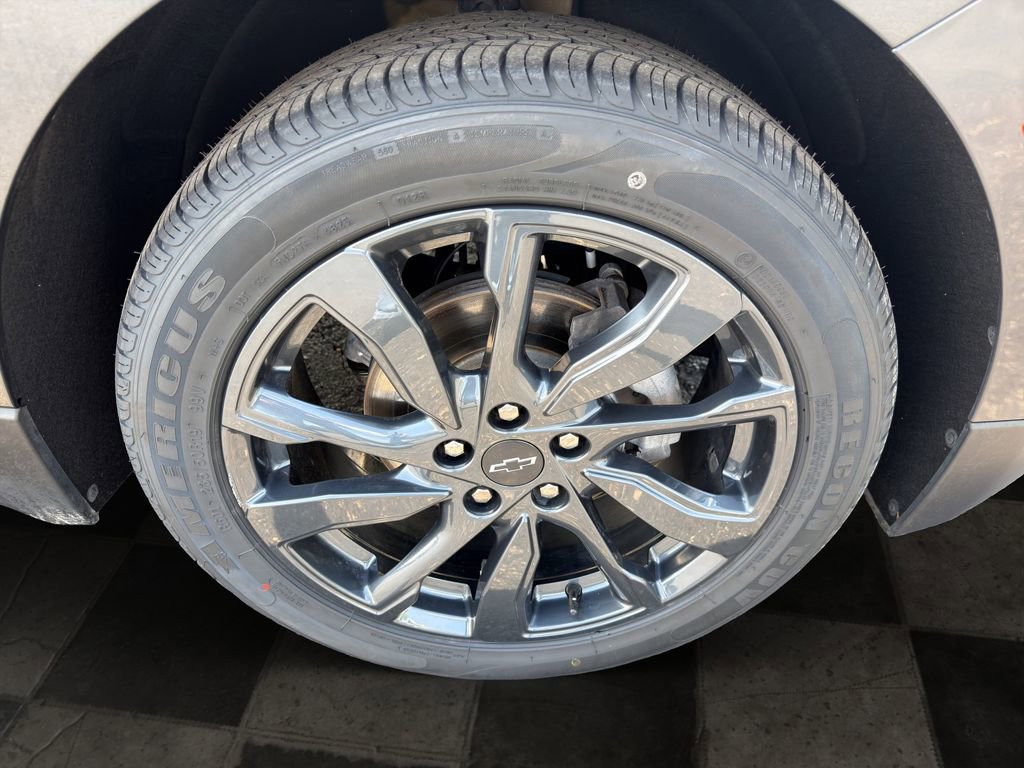 Certified 2022 Chevrolet Equinox RS w/ RS Leather Package FWD image 11