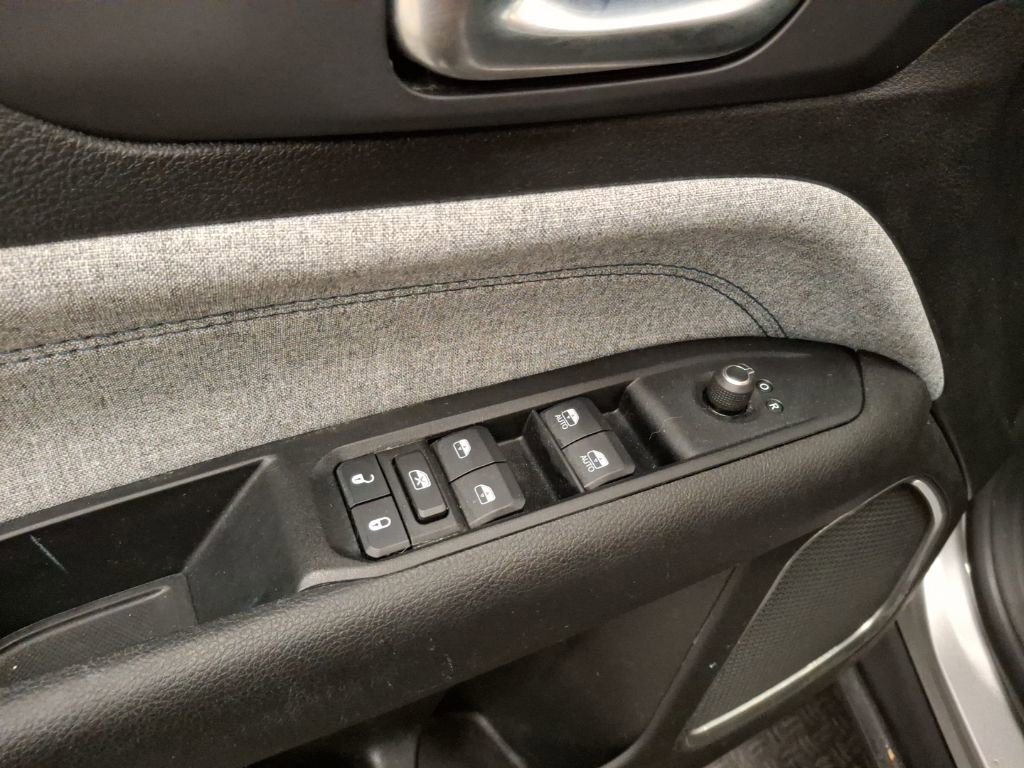 Used 2022 Jeep Compass Latitude image 14