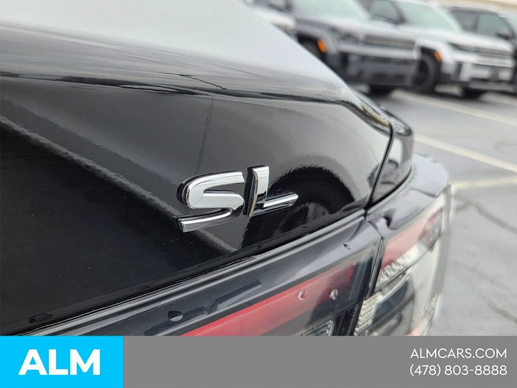 Used 2023 Nissan Maxima SL FWD image 10