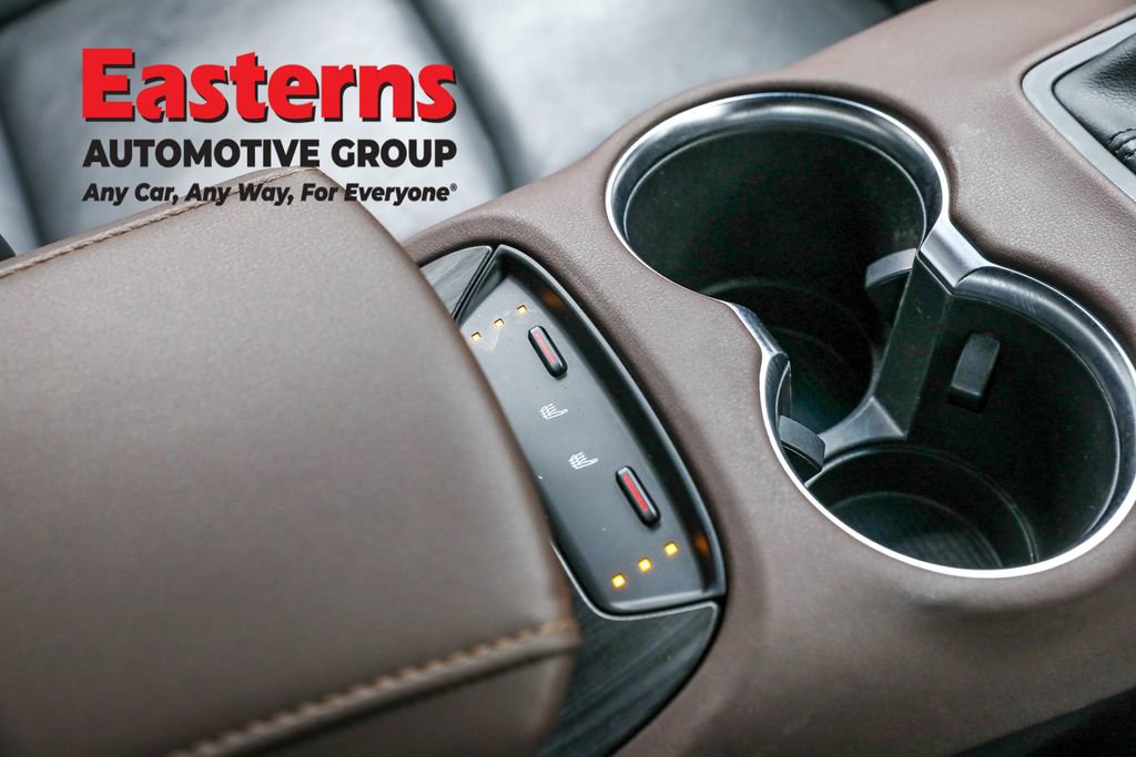 Used 2023 Toyota Venza XLE image 25