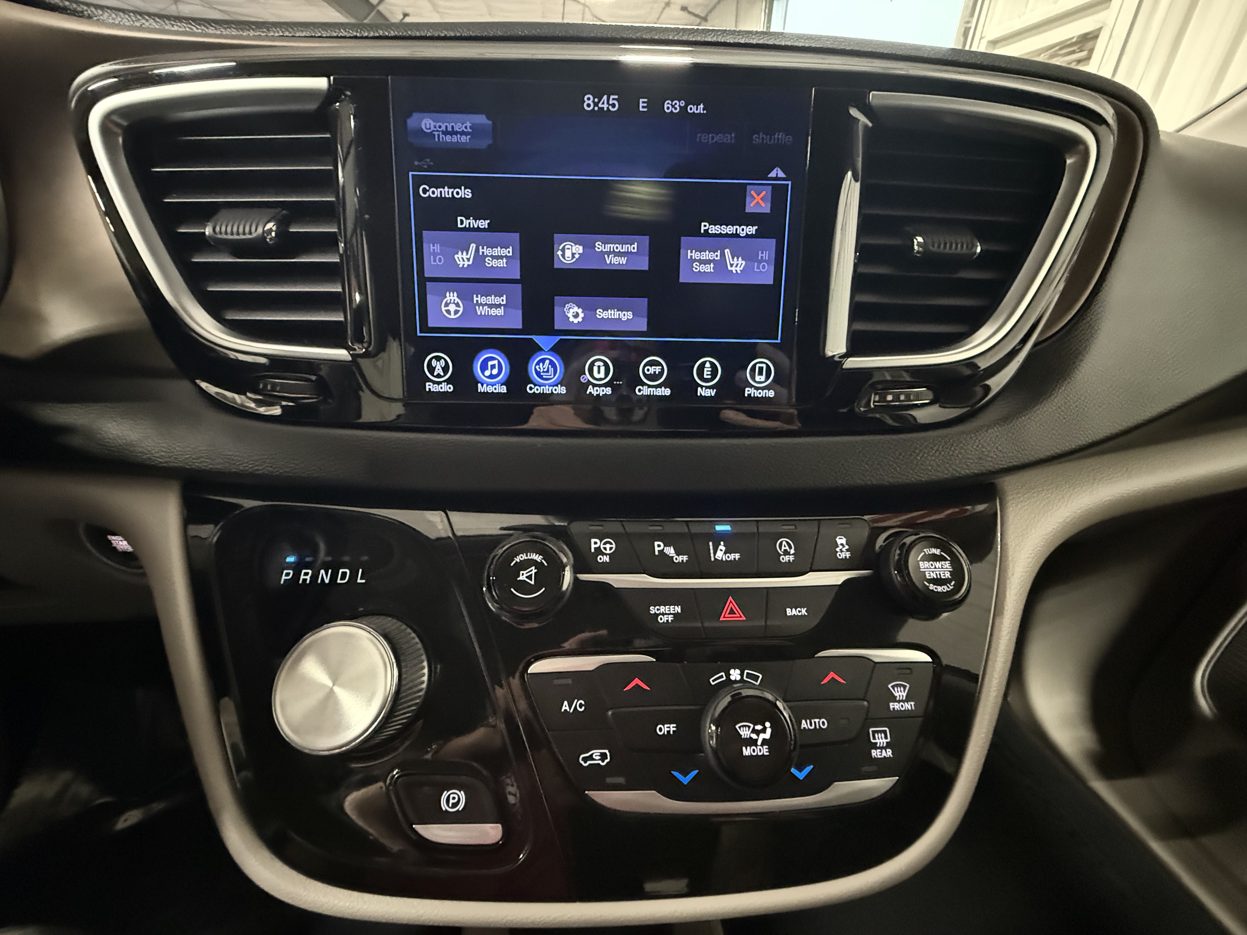 Used 2017 Chrysler Pacifica Touring-L Plus FWD image 28