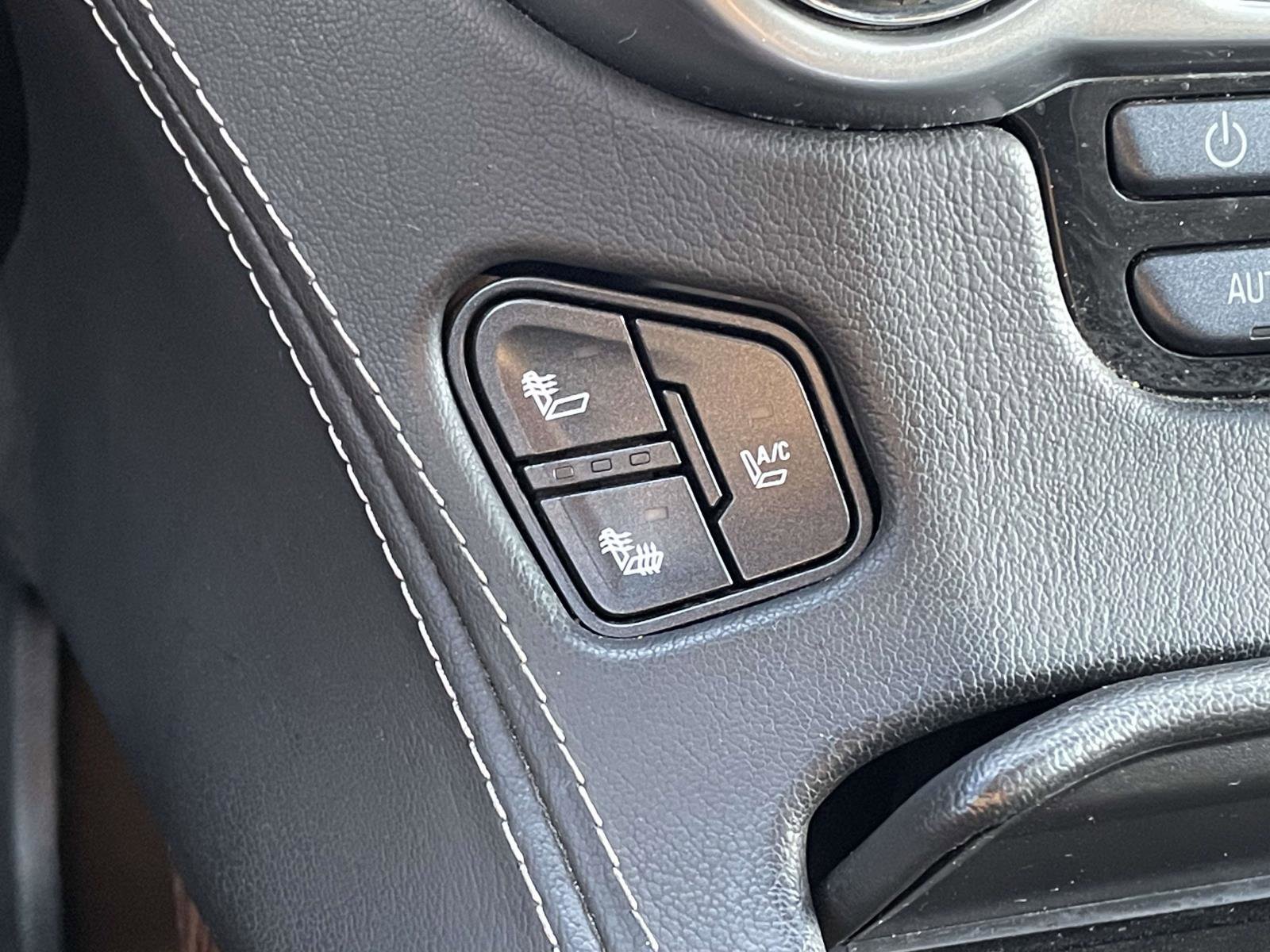 Used 2016 Chevrolet Tahoe LTZ image 32