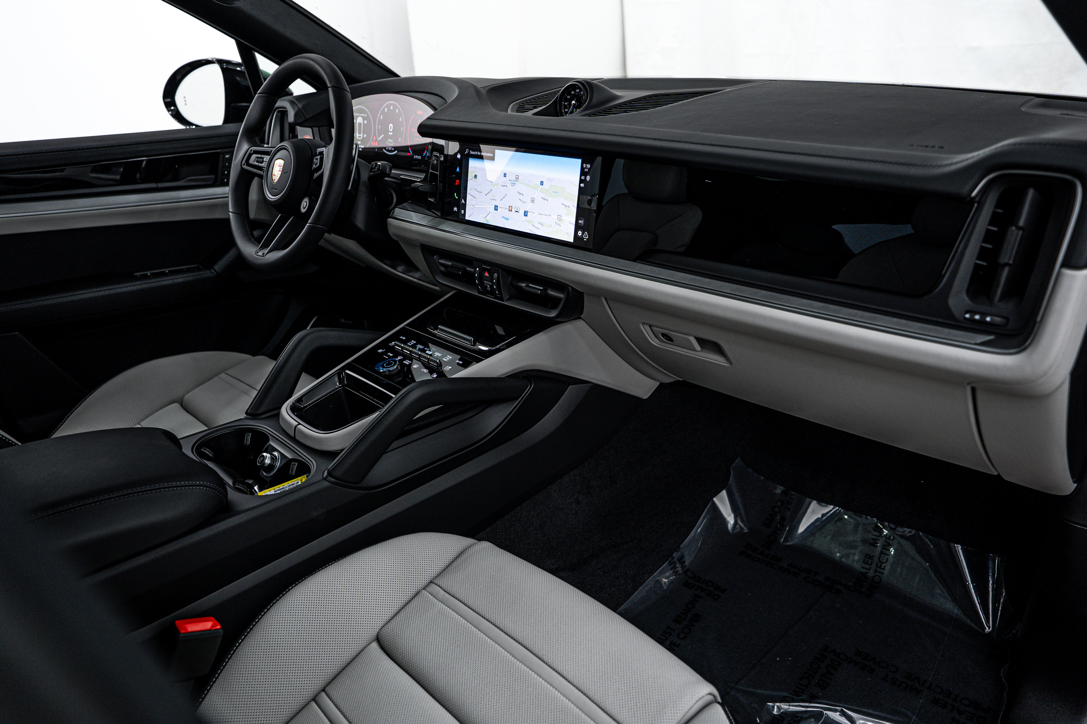 New 2026 Porsche Cayenne S image 14