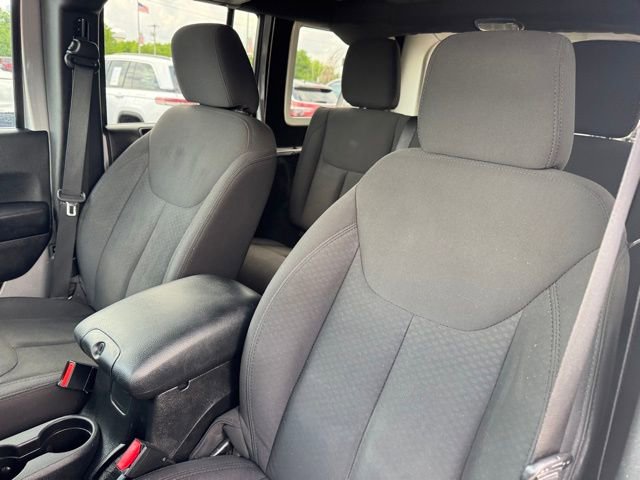 Used 2015 Jeep Wrangler Unlimited Sport w/ Quick Order Package 24S AWD/4WD image 11