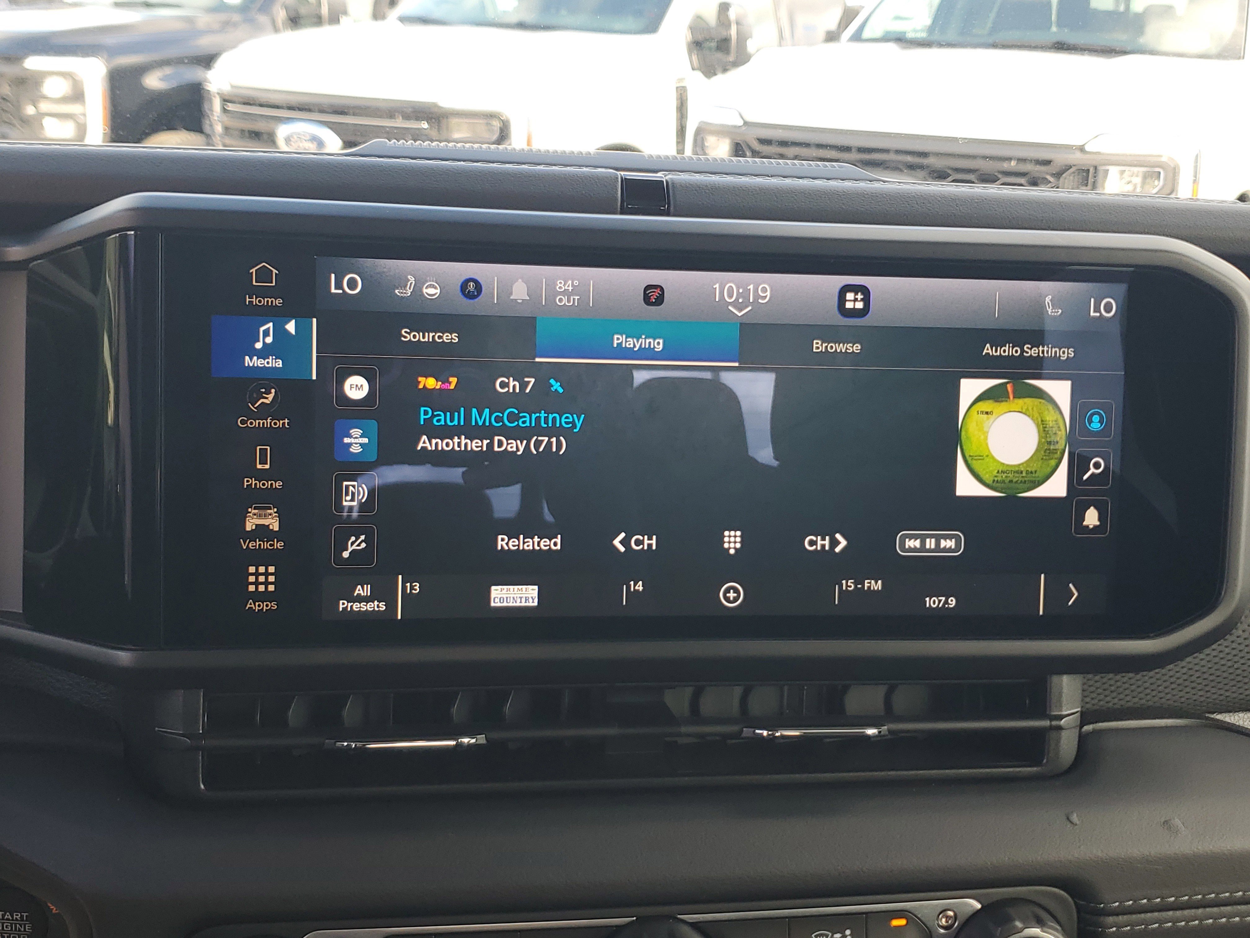 Used 2025 Jeep Gladiator Rubicon w/ Convenience Group image 22