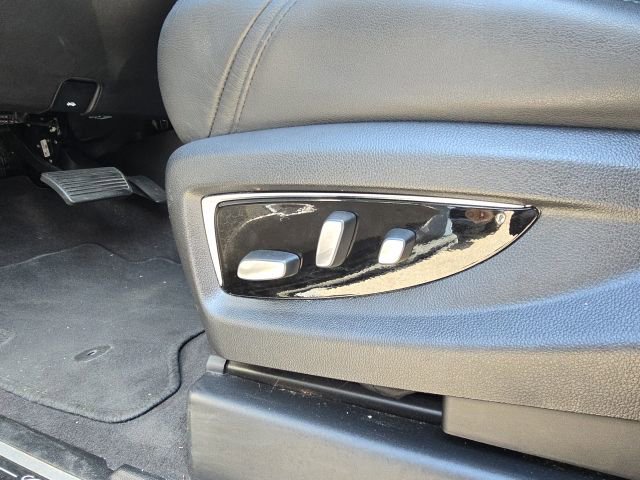 Used 2020 Cadillac Escalade Luxury RWD image 23