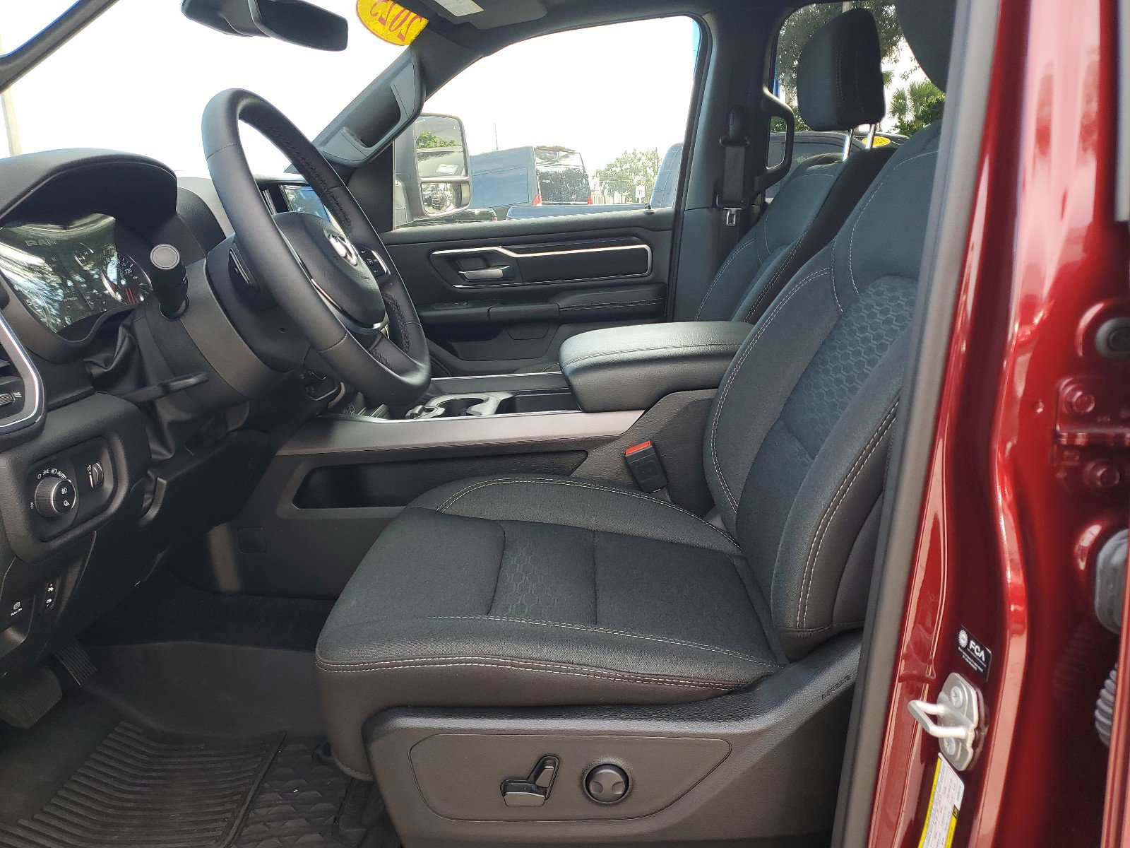 Certified 2025 RAM 1500 Big Horn image 20