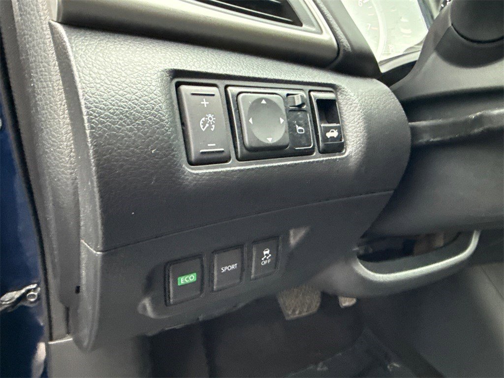 Used 2018 Nissan Sentra SV image 19