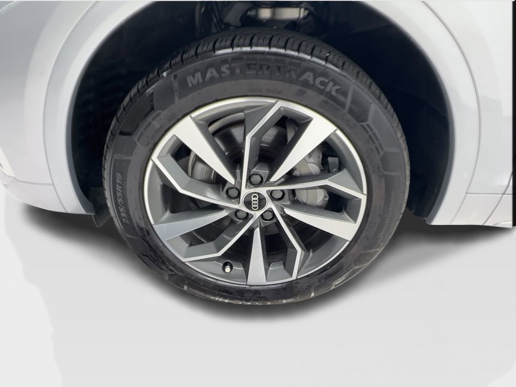 Used 2022 Audi Q5 2.0T Premium Plus AWD/4WD image 13