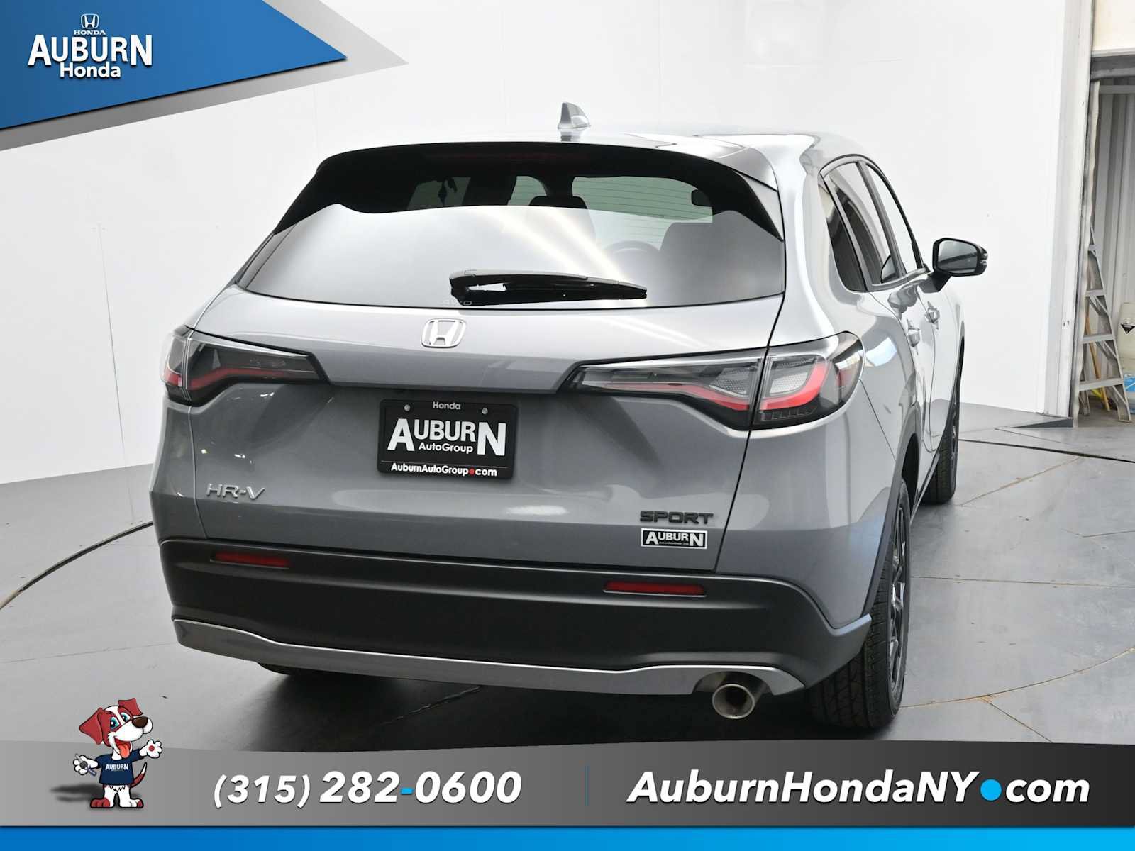 Used 2024 Honda HR-V Sport image 4