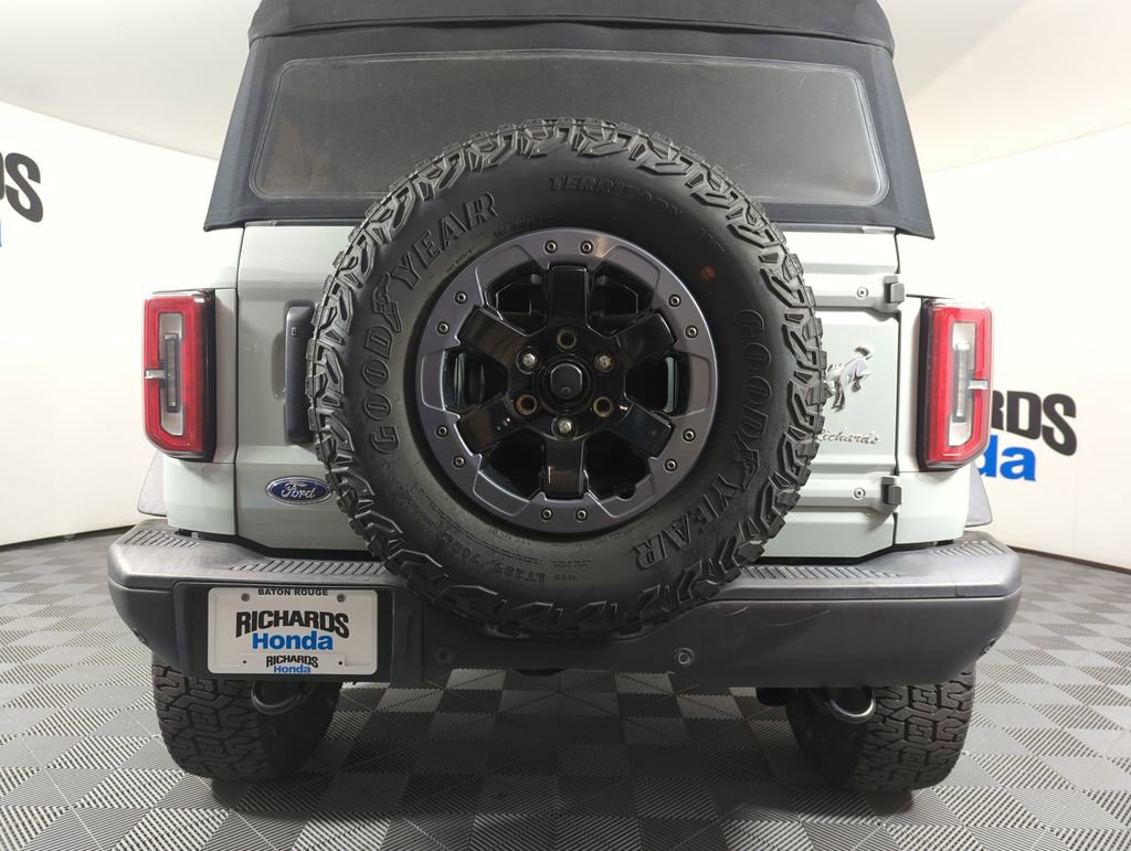 Used 2021 Ford Bronco Badlands image 4