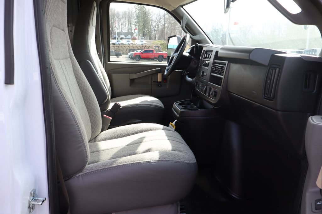New 2026 Chevrolet Express 3500 w/ Power Convenience Package RWD image 14