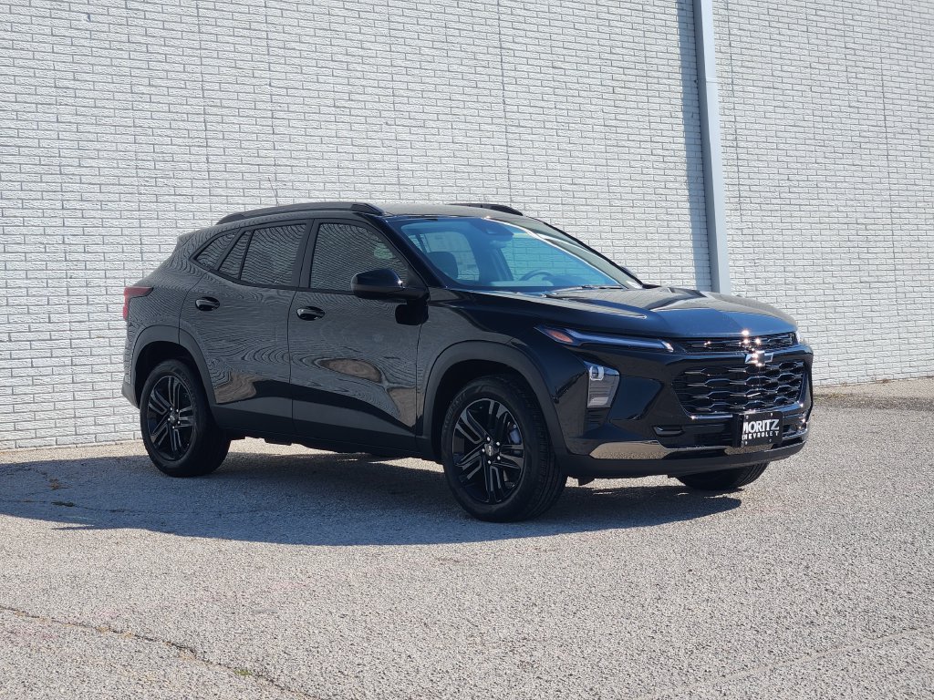 New 2026 Chevrolet Trax ACTIV w/ Driver Confidence Package FWD image 2