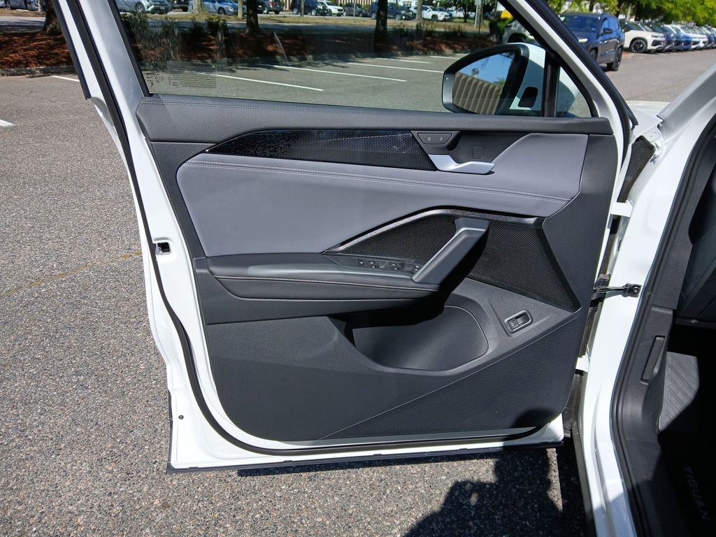 New 2026 Volkswagen Tiguan SE image 10