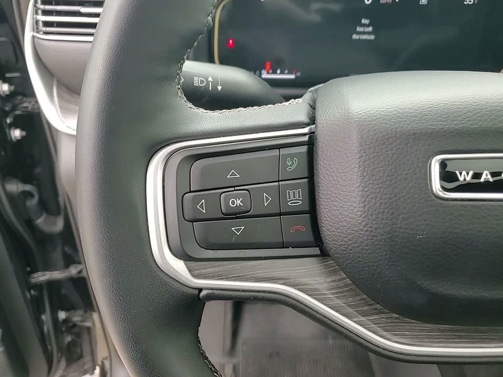 Certified 2024 Jeep Wagoneer Series III w/ Premium Group I image 27