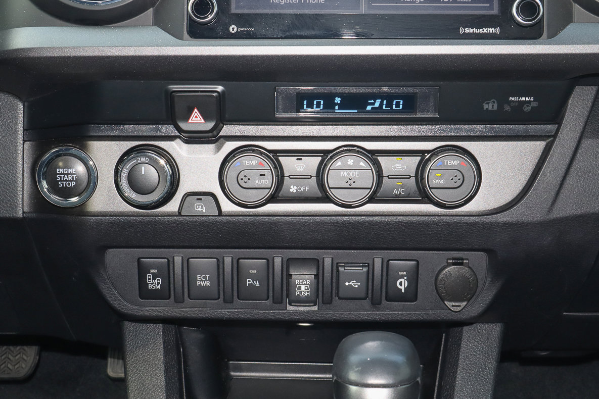 Used 2023 Toyota Tacoma TRD Off-Road image 11